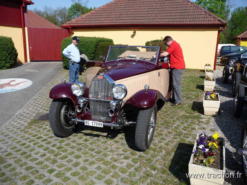 20100424 Biltzheim 01 (10).jpg - 24/04/2010 - 68127 BILTZHEIM5me Rallye Bugatti  l'Anneau du Rhin organis par Caroline Bugatti et Franois RinaldiBugattiImmatricule : BS 17999